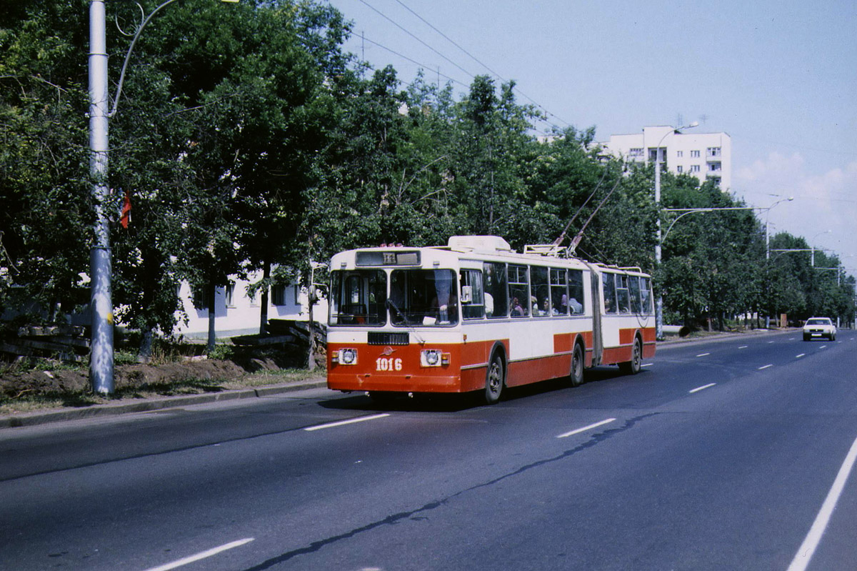 Ufa, ZiU-6205 [620500] Br. 1016; Ufa — Historic photos
