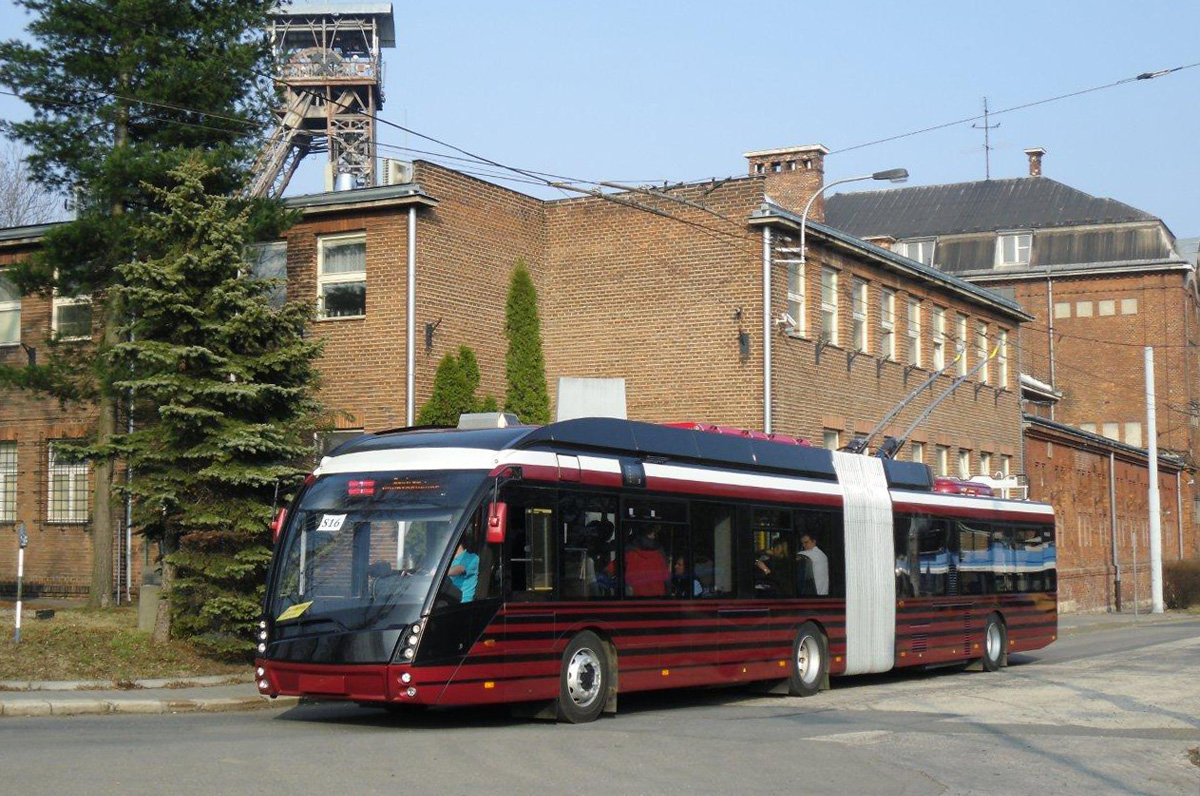 Зальцбург, Solaris Trollino III 18 AC MetroStyle № 321; Острава — Троллейбусы без номеров