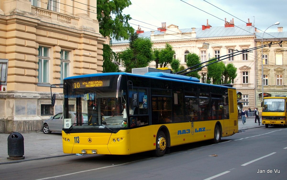 Львов, ЛАЗ E183D1 № 113