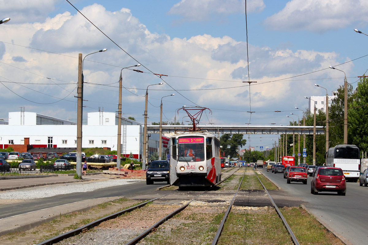 Казань, 71-608КМ № 1042