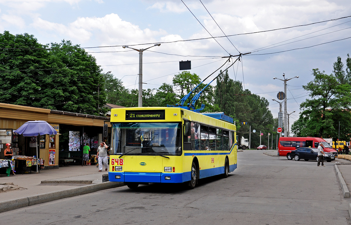 Кривой Рог, ЮМЗ E186 № 648
