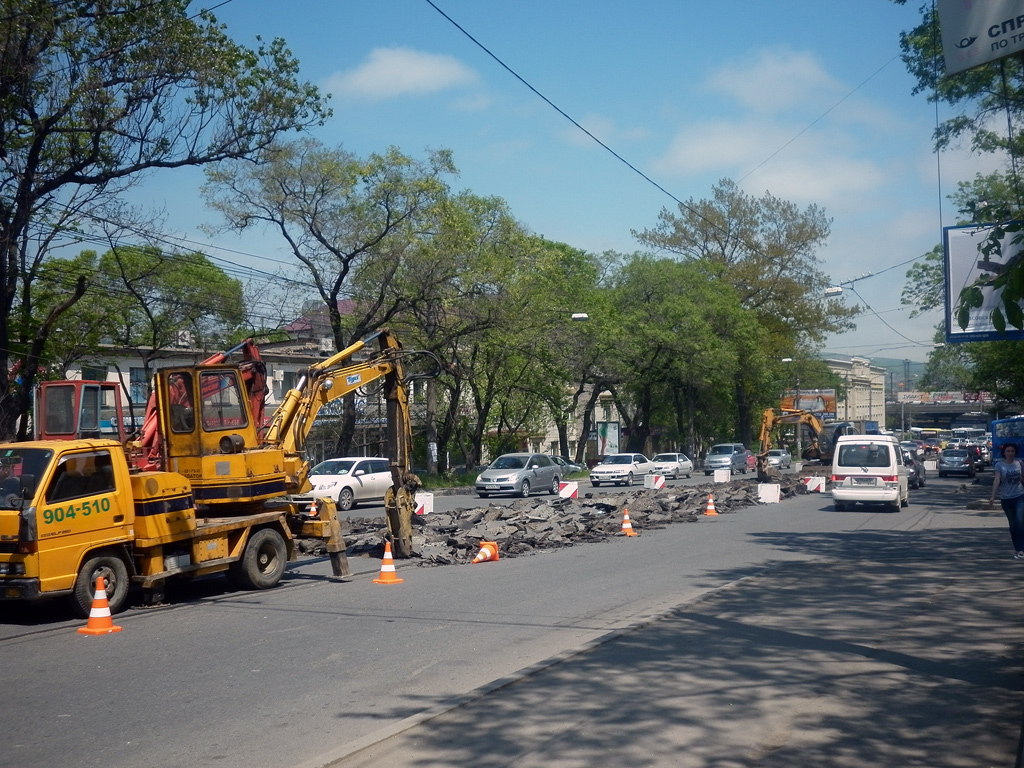 Vladivostok — Track dismantling