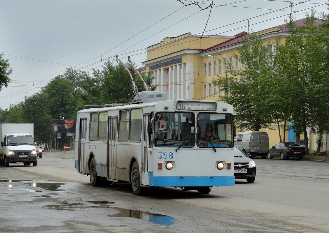 Екатеринбург, ЗиУ-682В [В00] № 358