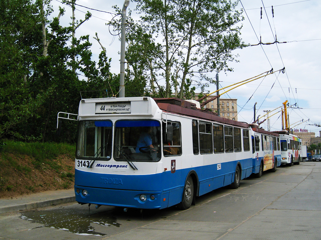 Москва, ЗиУ-682Г-016.02 (с широкой 1-й дверью) № 3143