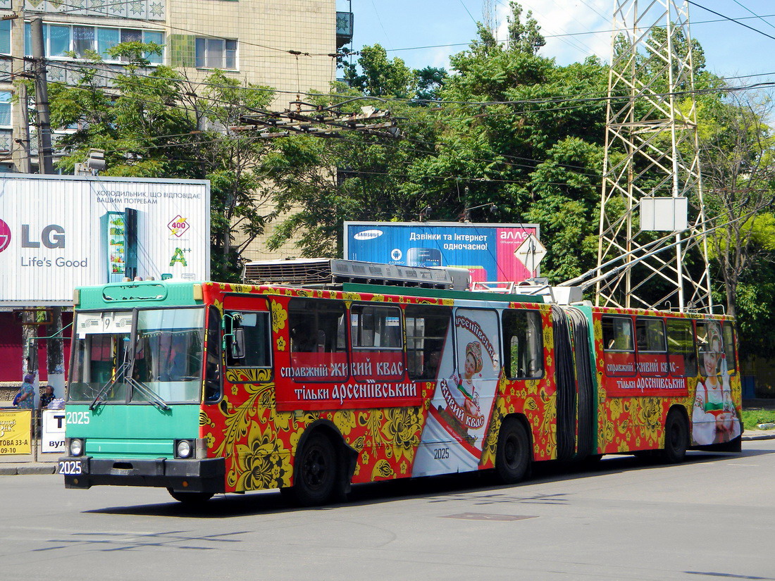 Одесса, ЮМЗ Т1 № 2025