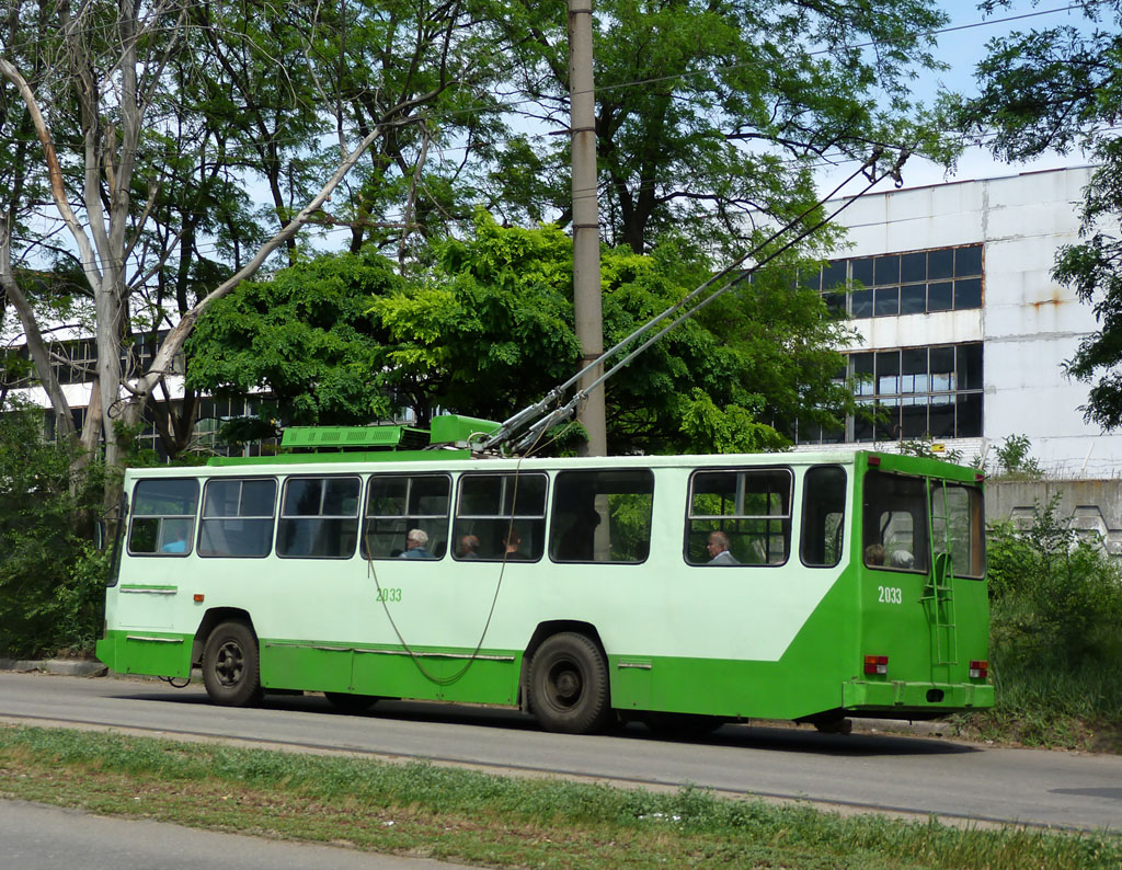 Днепр, ЮМЗ Т1Р (Т2П) № 2033