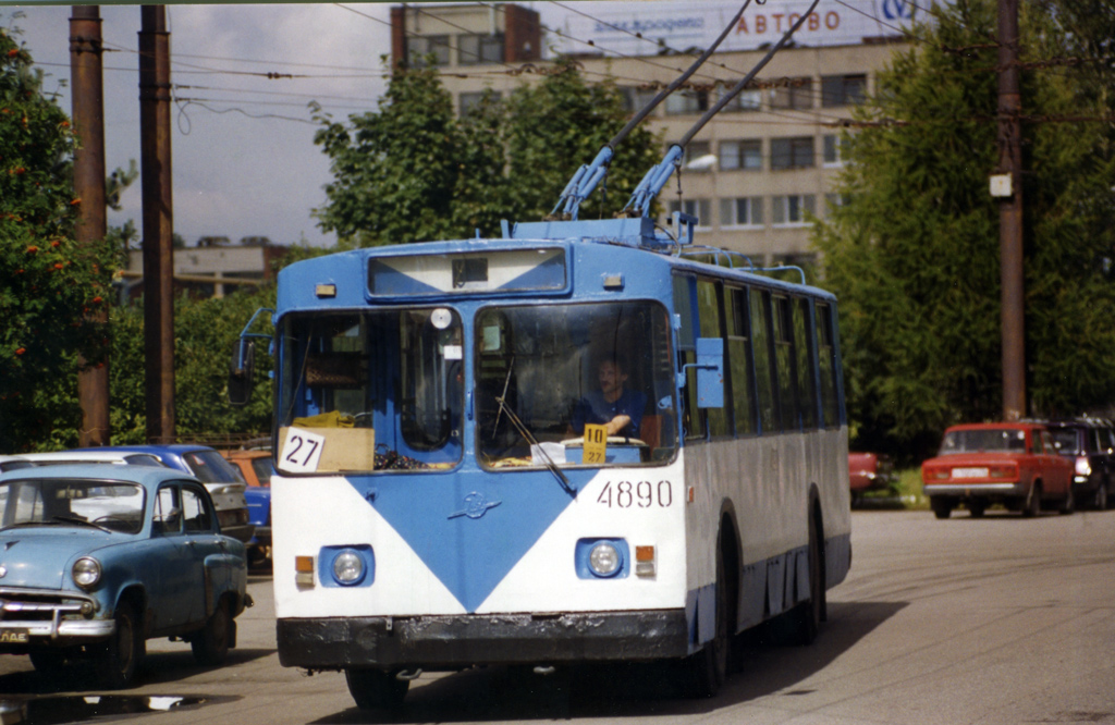 Санкт-Петербург, ЗиУ-682В-012 [В0А] № 4890