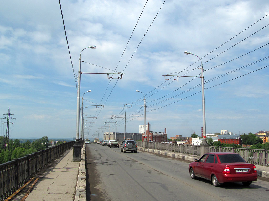 Самара — Ремонт мостового перехода "Самарский" (мост через реку Самару по улице Главной) (4 июня — 31 августа 2012 г.); Самара — Троллейбусные линии