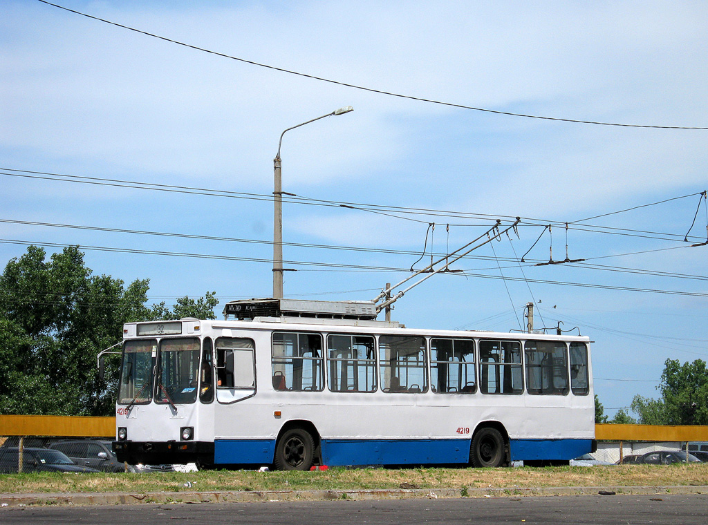 Киев, ЮМЗ Т2 № 4219