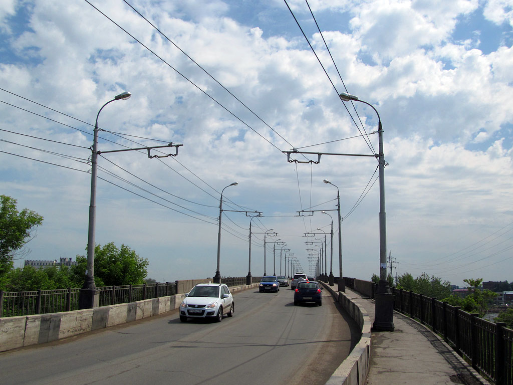 Самара — Ремонт мостового перехода "Самарский" (мост через реку Самару по улице Главной) (4 июня — 31 августа 2012 г.); Самара — Троллейбусные линии