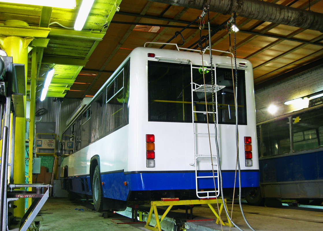 Киров, БТЗ-52768Р № 618