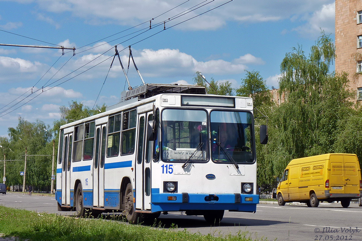 Полтава, ЮМЗ Т2 № 115