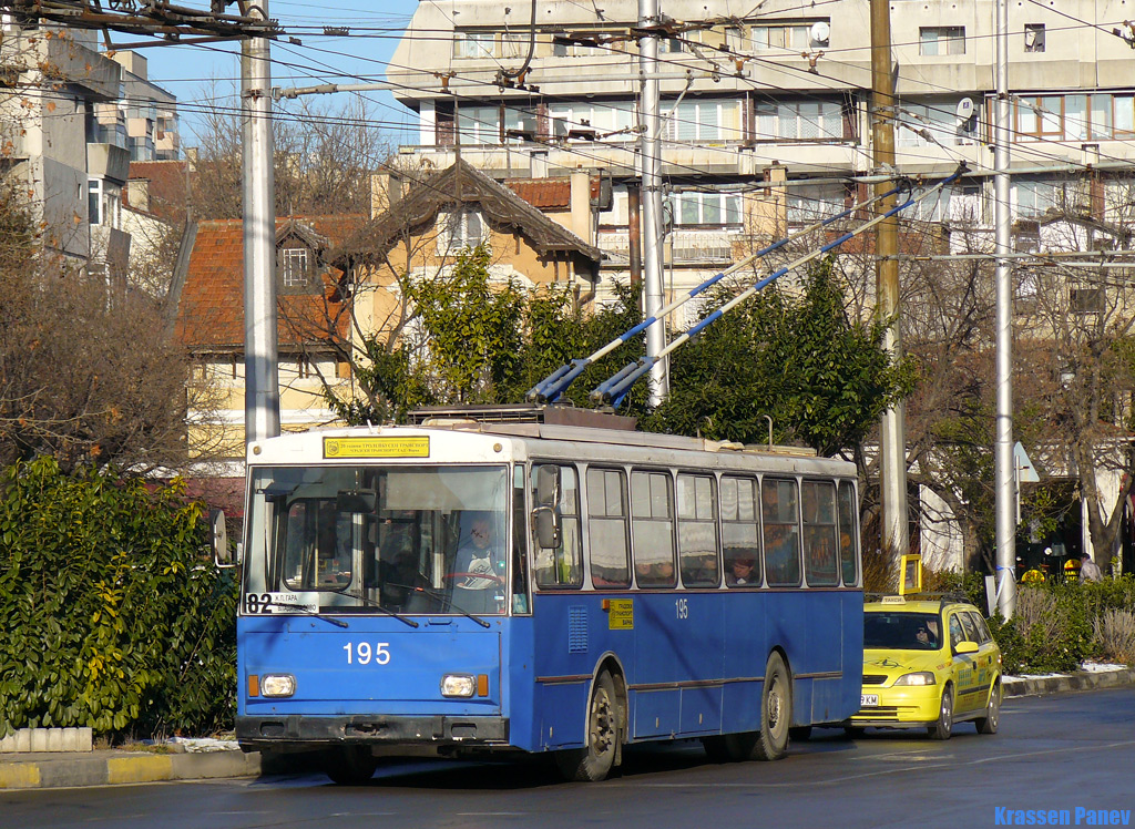 Varna, Škoda 14Tr06 № 195