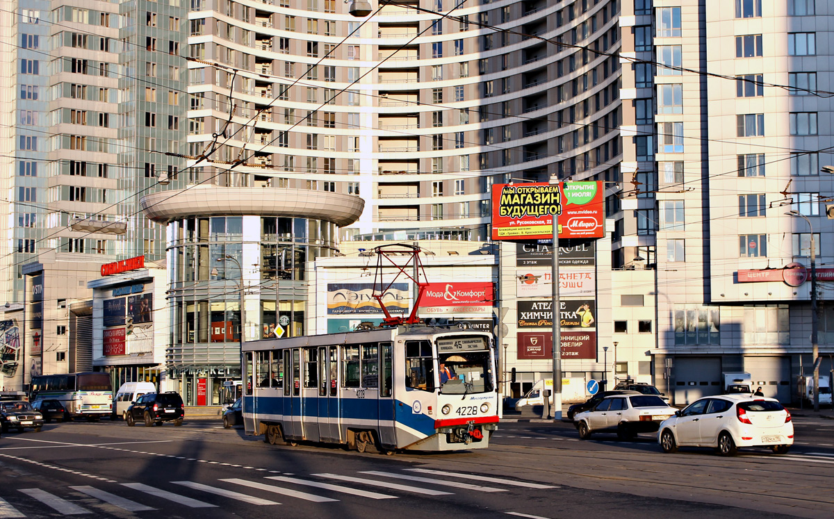 Москва, 71-608КМ № 4228