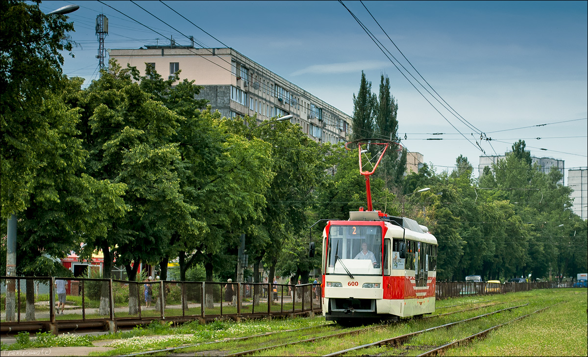 Киев, T3UA-3 «Каштан» № 600