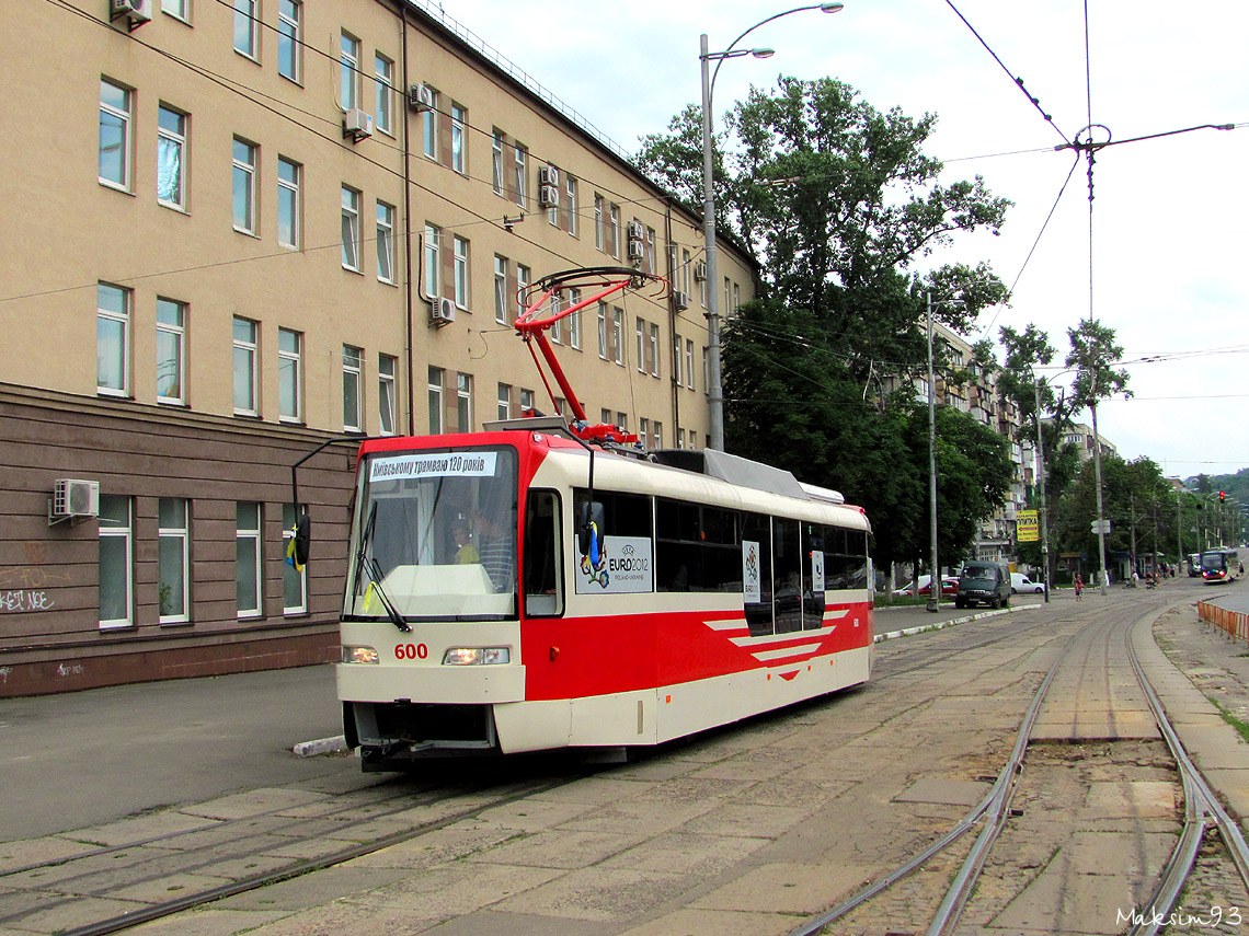 Киев, T3UA-3 «Каштан» № 600