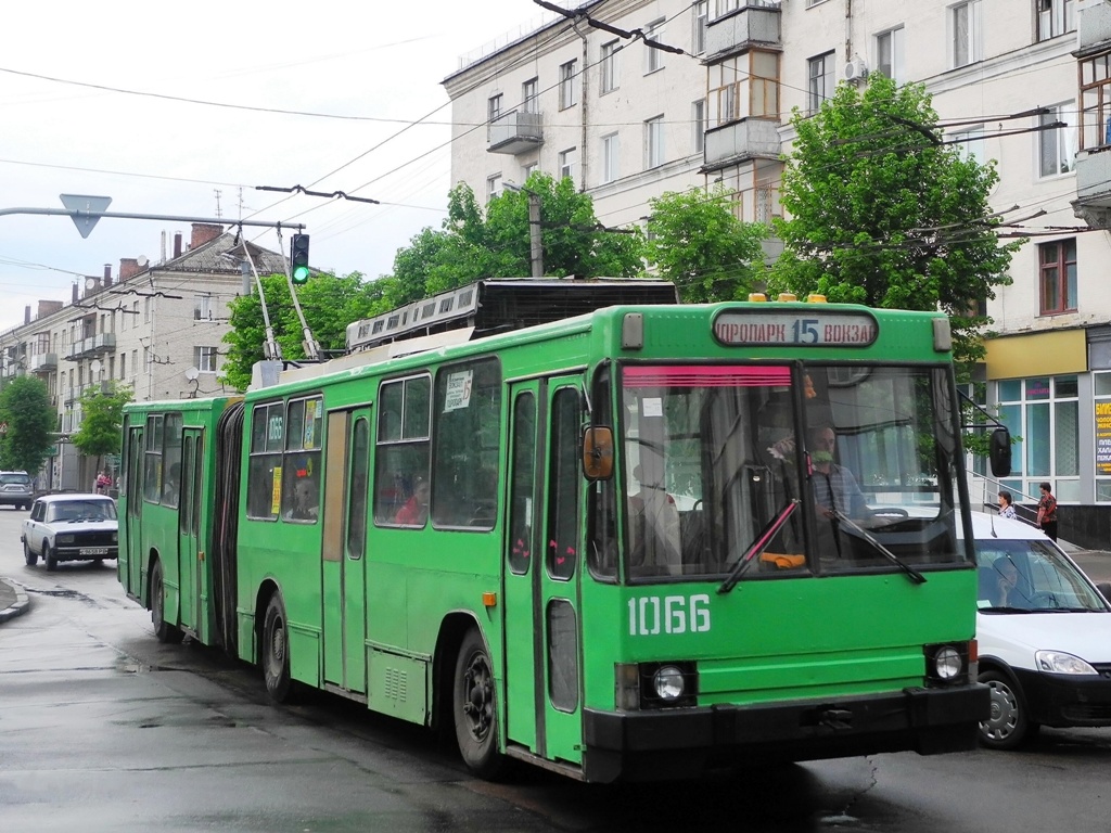 Житомир, ЮМЗ Т1 № 1066