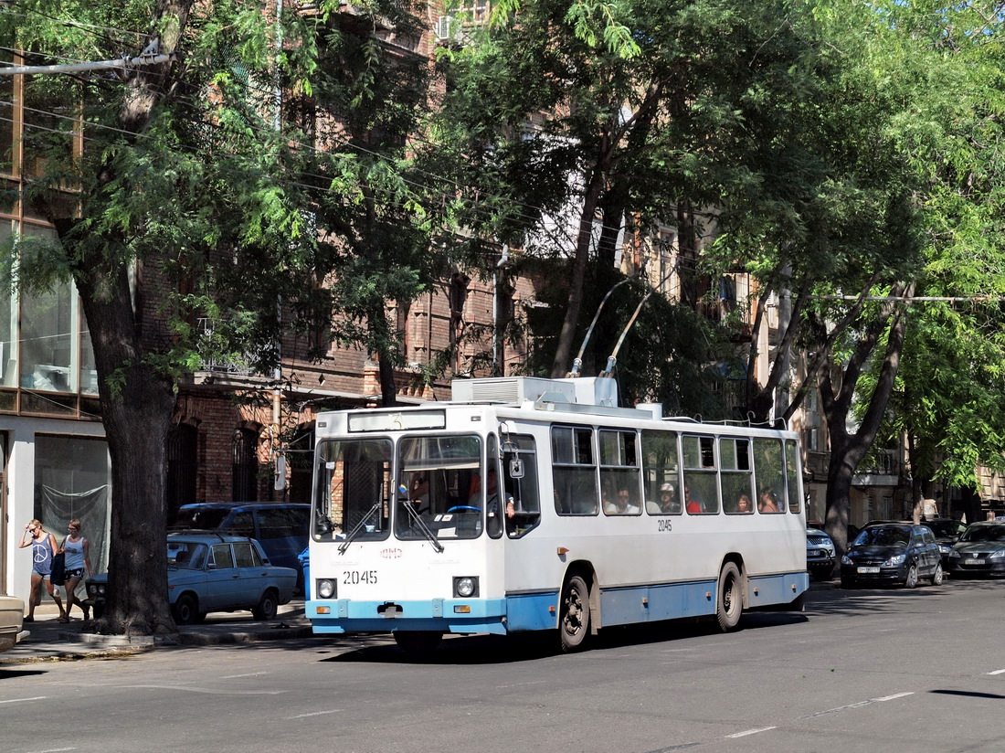 Одесса, ЮМЗ Т2 мод. 7 № 2045