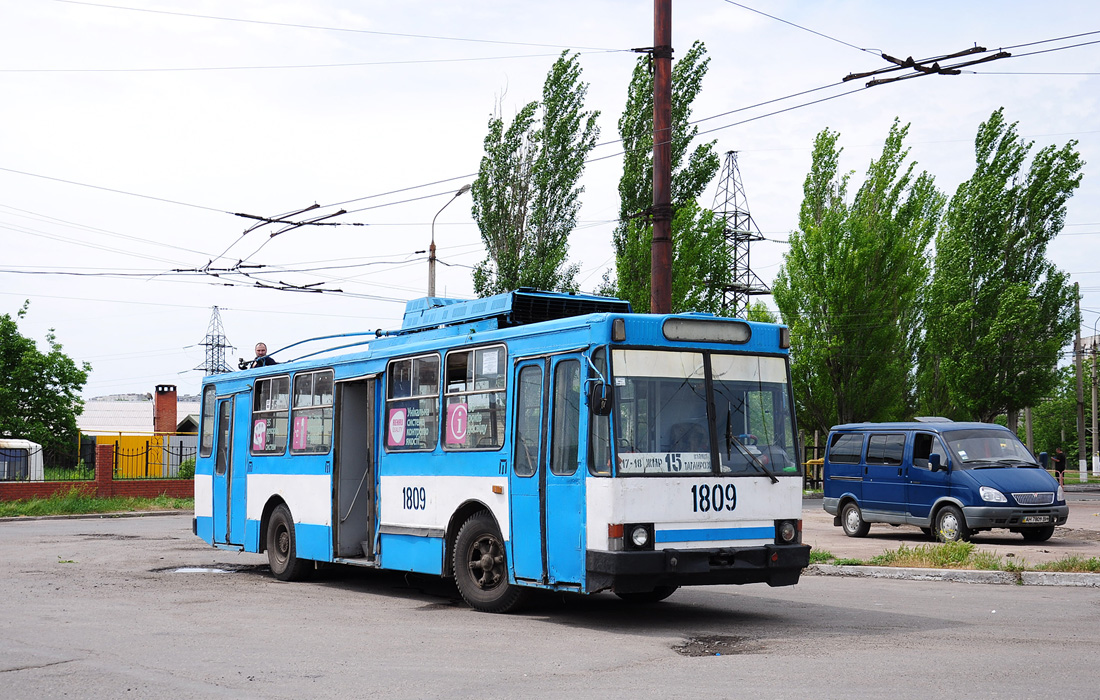 Мариуполь, ЮМЗ Т2 № 1809