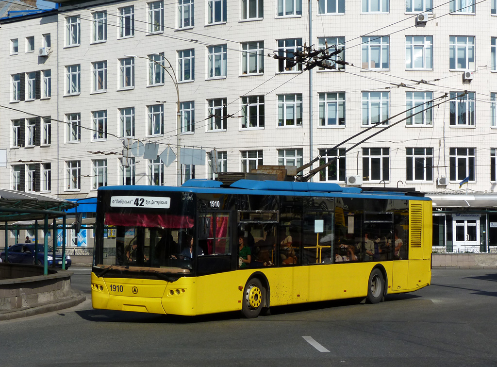 Киев, ЛАЗ E183D1 № 1910