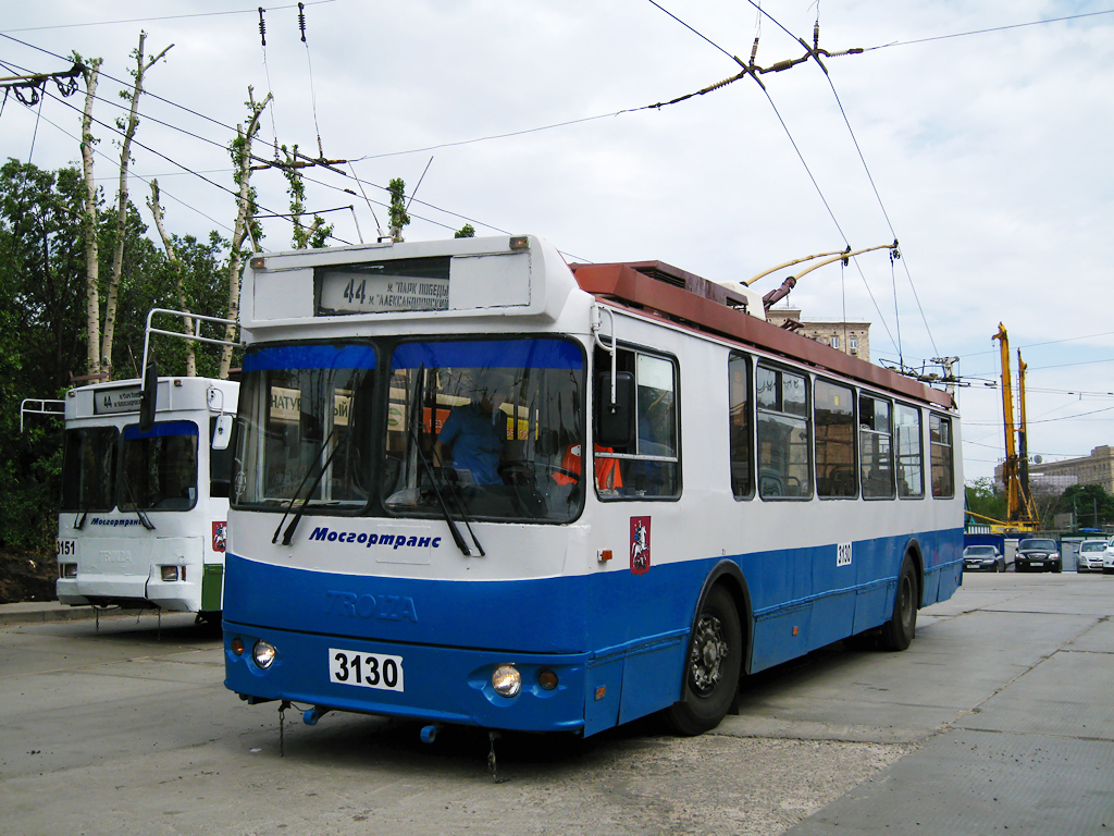 Москва, ЗиУ-682Г-016.02 (с широкой 1-й дверью) № 3130