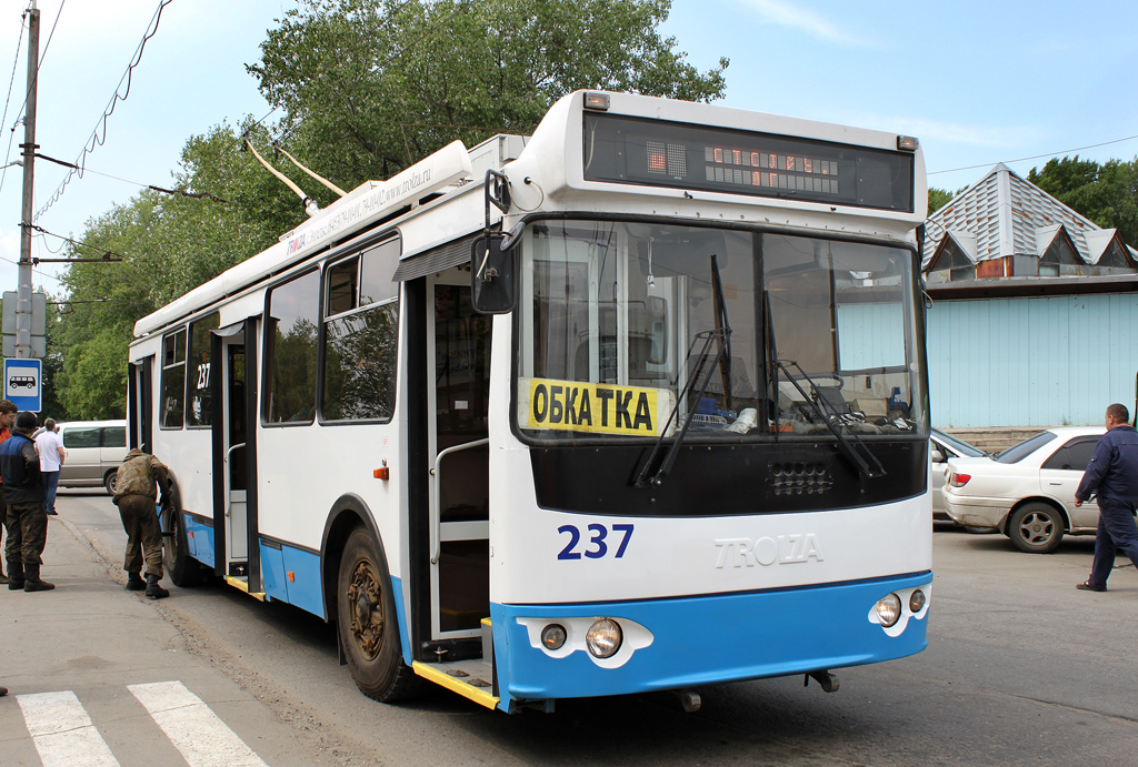 Khabarovsk, ZiU-682G-016.04 (with double first door) nr. 237