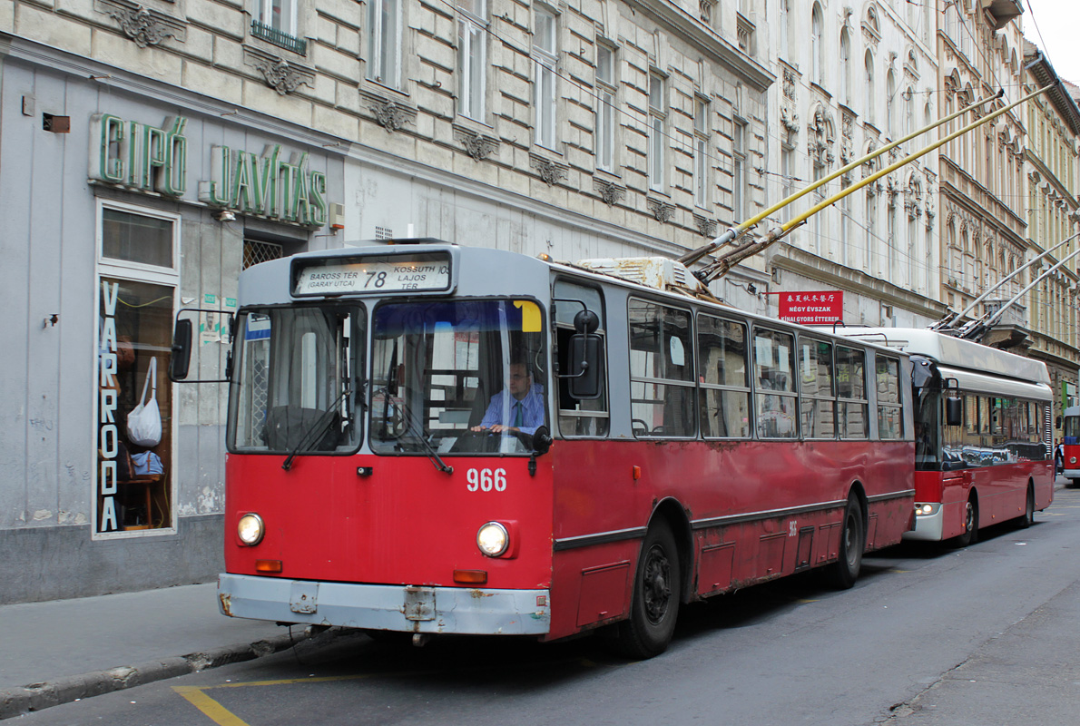 Будапешт, ЗиУ-682УВ № 966