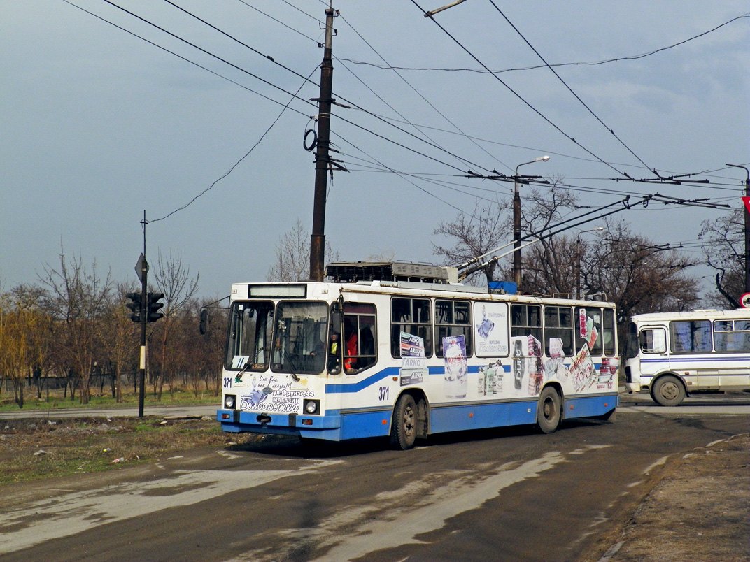 Alchevsk, YMZ T2 № 371