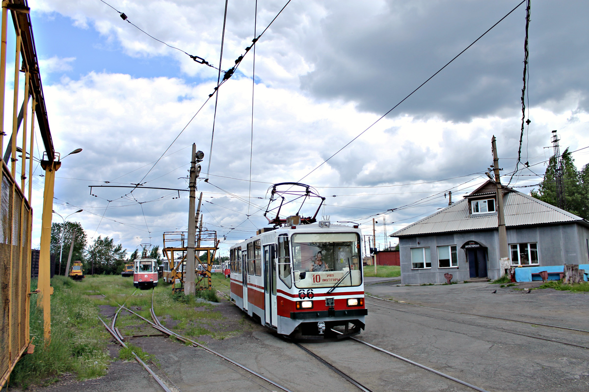 Нижний Тагил, 71-402 № 66