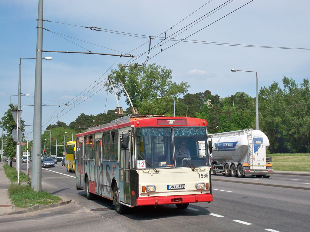 Вильнюс, Škoda 14Tr11/6 № 1565