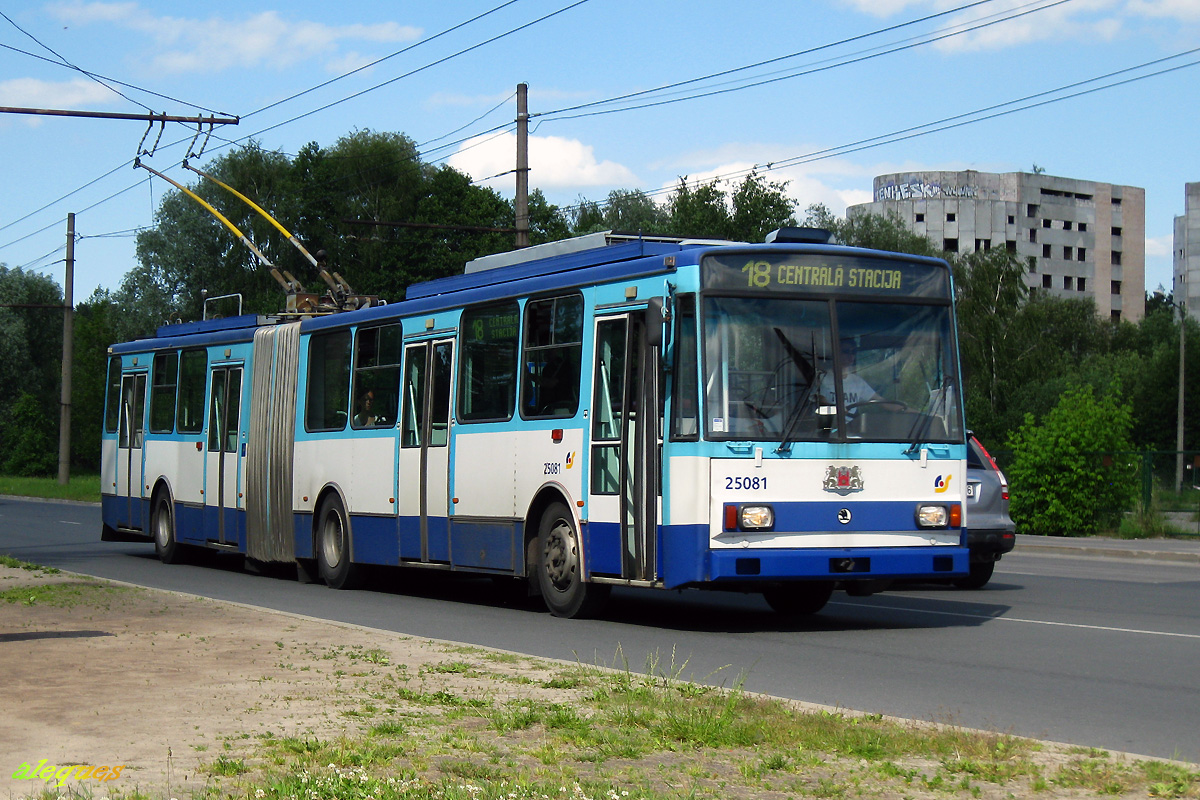 Рига, Škoda 15Tr13/6M № 25081