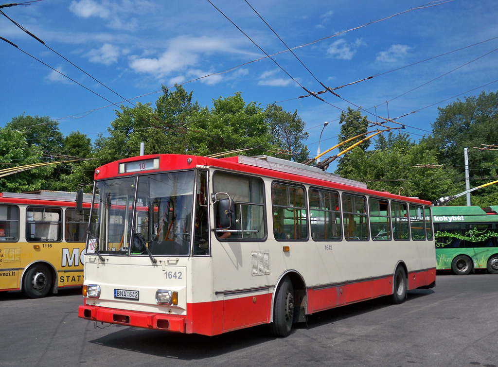 Вільня, Škoda 14Tr13/6 № 1642