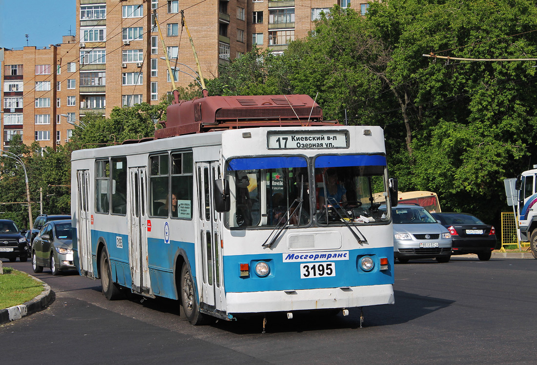 Москва, ЗиУ-682ГМ1 (с широкой передней дверью) № 3195