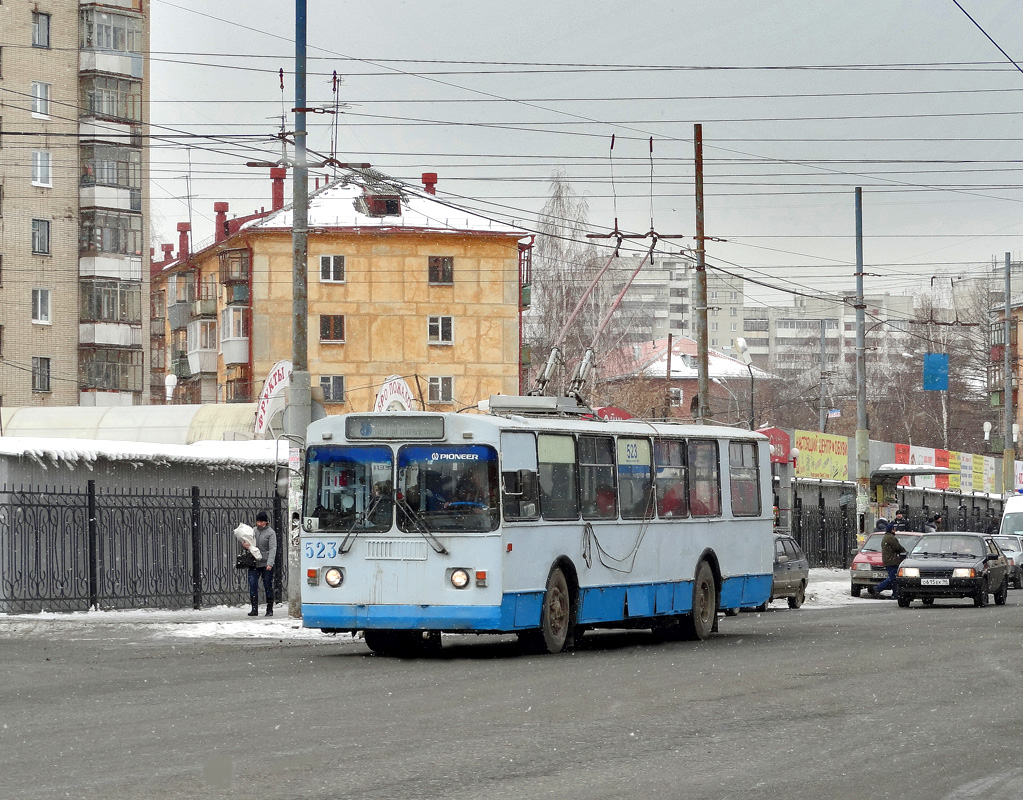 Yekaterinburg, ZiU-682G [G00] Br. 523