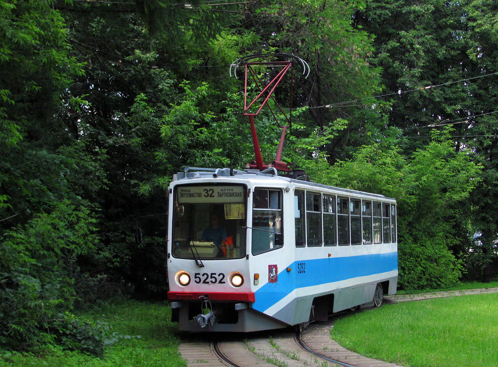 Moskwa, 71-608KM Nr 5252