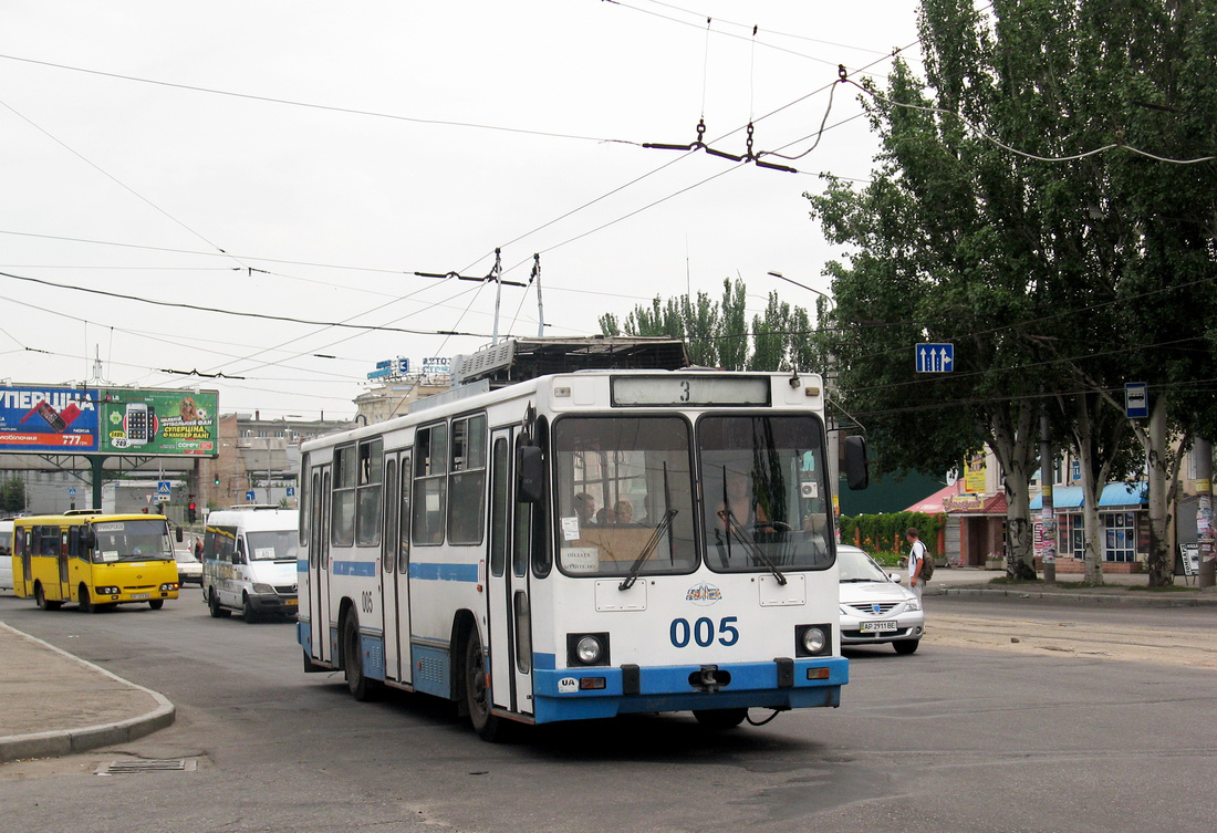 Запорожье, ЮМЗ Т2 № 005
