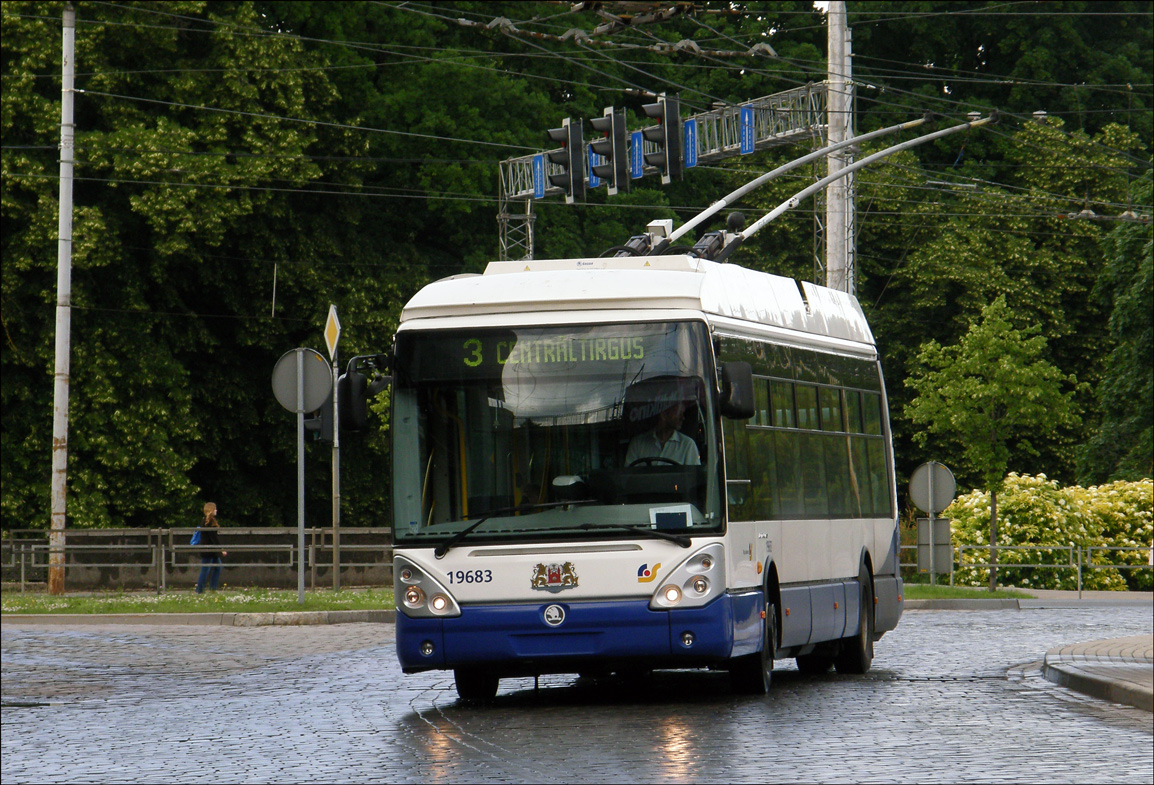 Рига, Škoda 24Tr Irisbus Citelis № 19683