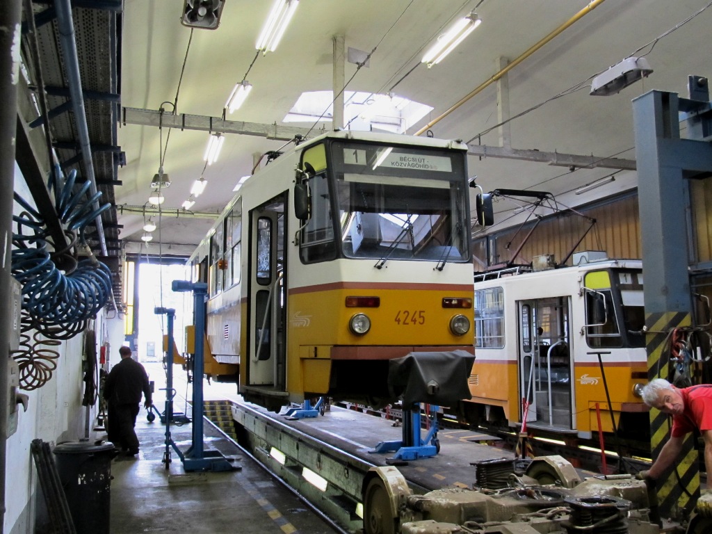 Будапешт, Tatra T5C5 № 4245; Будапешт — Трамвайные депо Будапешт, Tatra T5C5 № 4245; Будапешт — Трамвайные депо