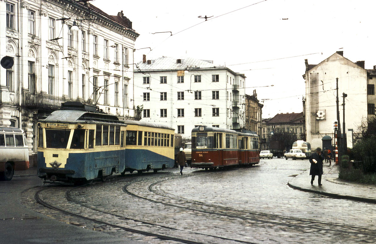 Львов, Sanok type 100 № 109; Львов, Gotha B57 № 514; Львов, Gotha T57 № 414