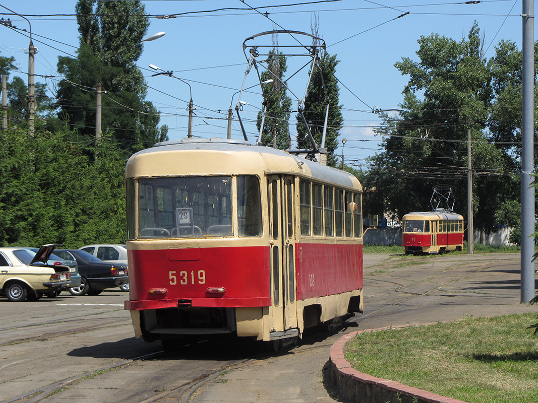 Kiev, Tatra T3SU (2-door) N°. 5319