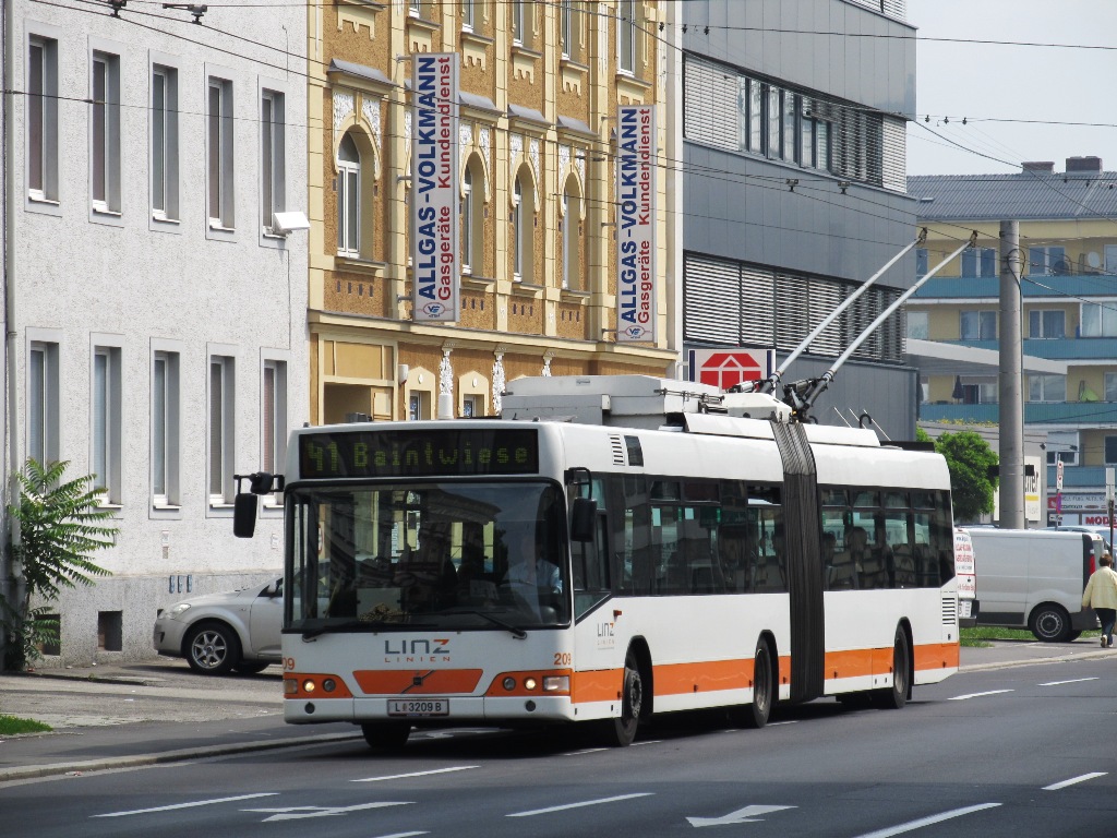 Линц, Volvo V 7000 AT № 209