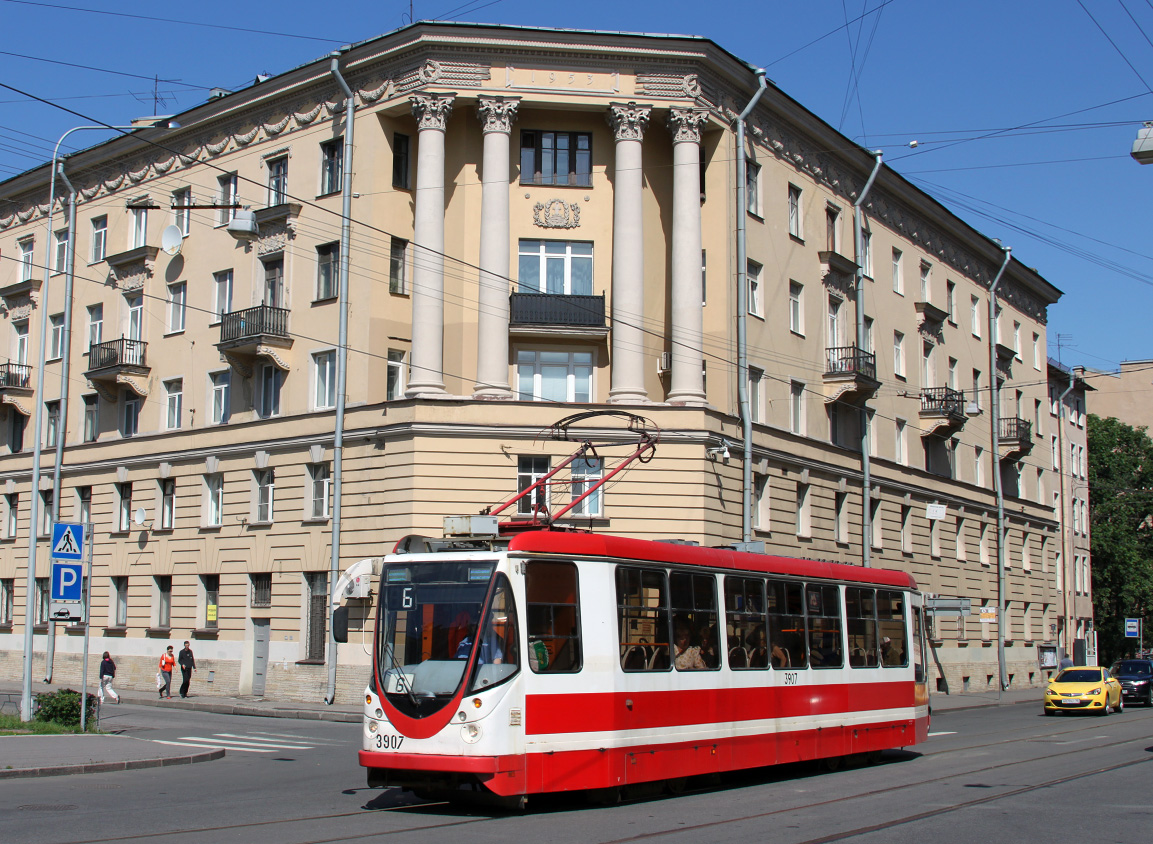 Sankt Petersburg, 71-134A (LM-99AVN) Nr. 3907