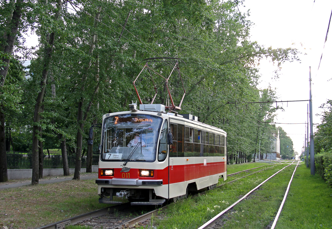 Екатеринбург, 71-405 № 011