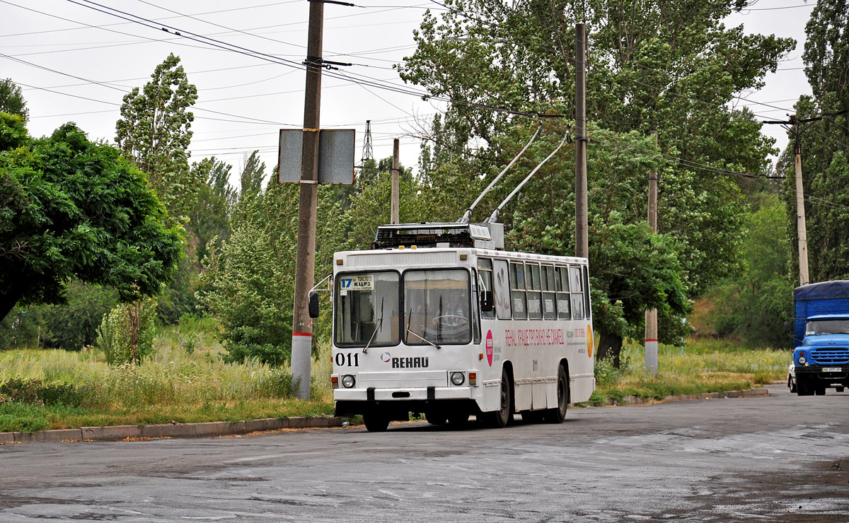 Кривой Рог, ЮМЗ Т1Р (Т2П) № 011