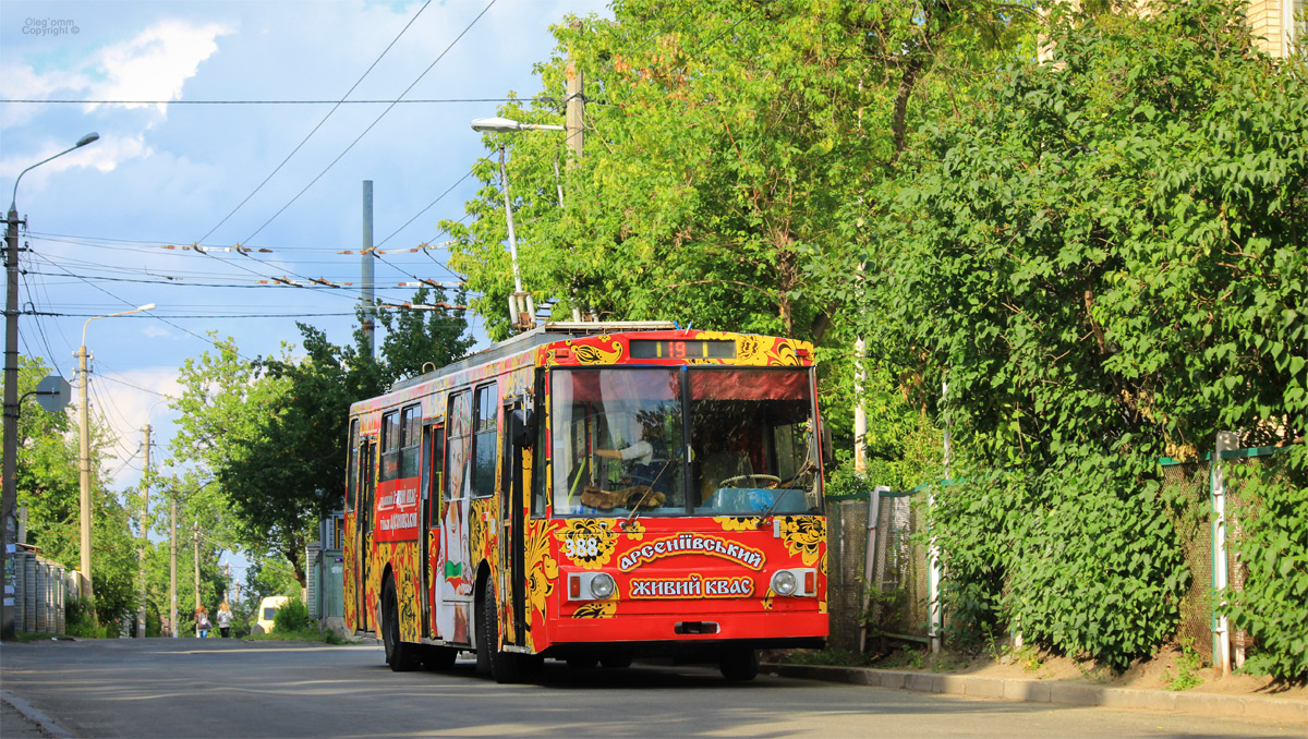 Киев, Škoda 14Tr02/6 № 388 Киев, Škoda 14Tr02/6 № 388