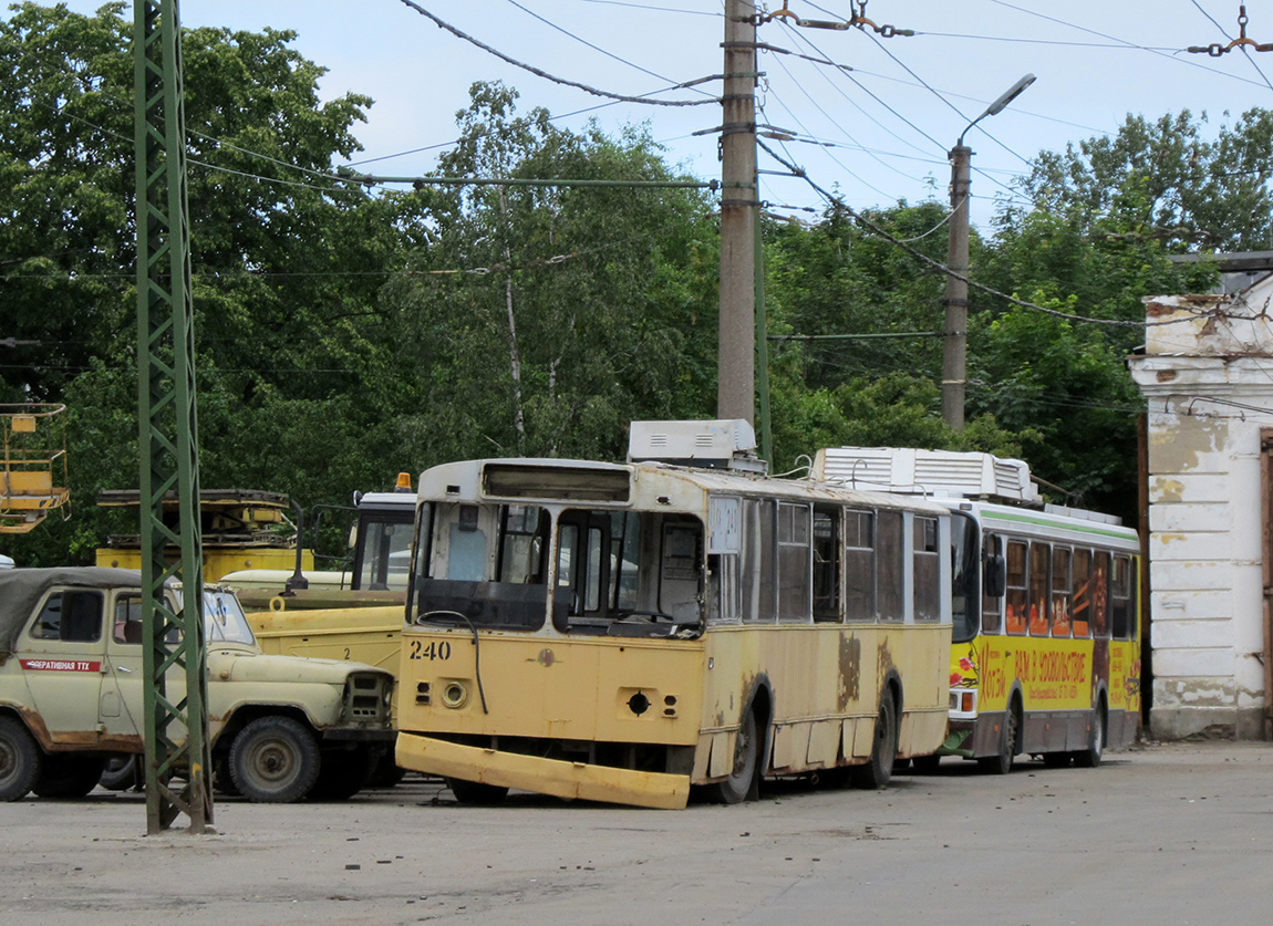 Петрозаводск, ЗиУ-682В [В00] № 240