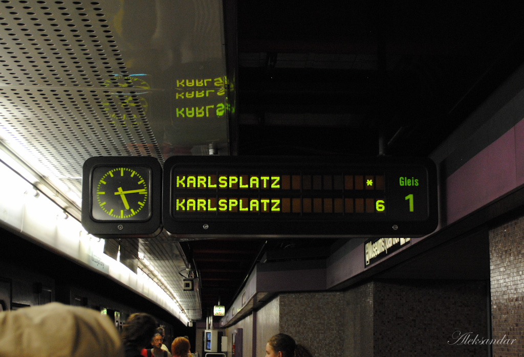 Вена — U-Bahn — разные фотографии