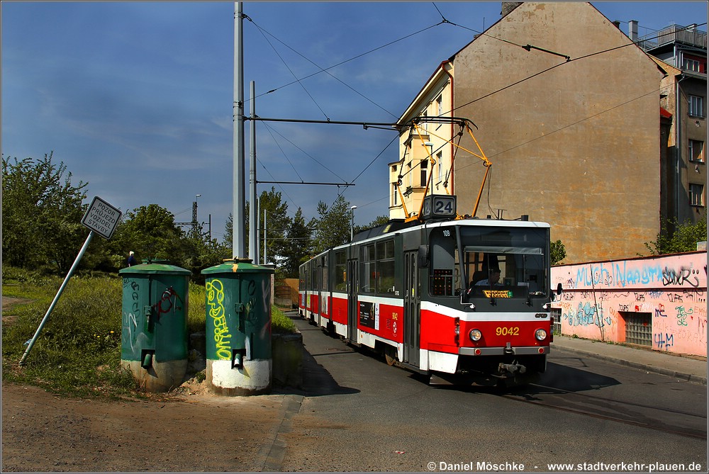Прага, Tatra KT8D5 № 9042; Прага — Конечные пункты
