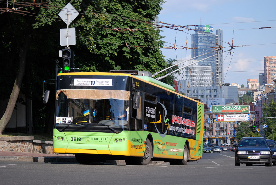 Киев, ЛАЗ E183D1 № 3912