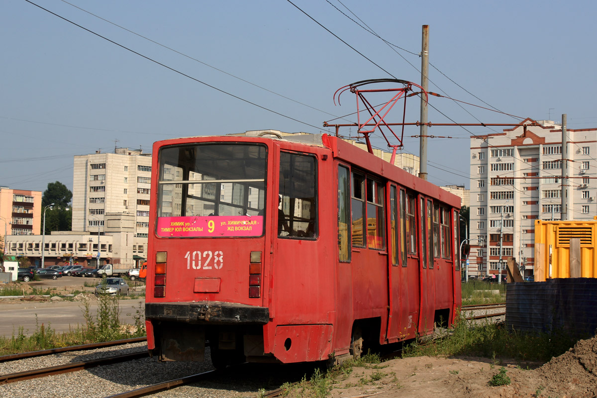 Казань, 71-608КМ № 1028 Казань, 71-608КМ № 1028